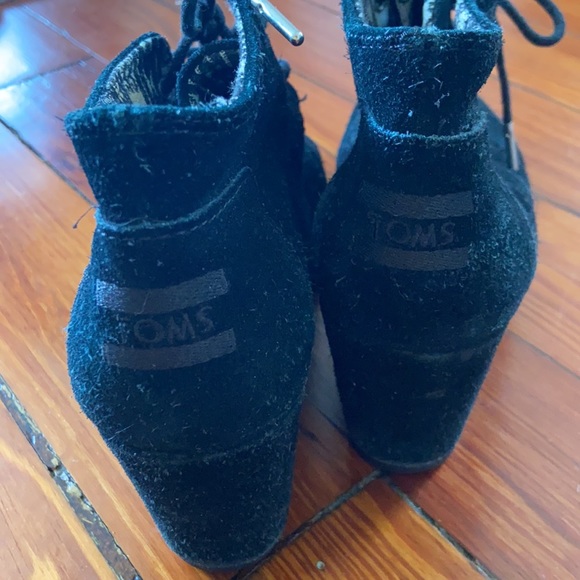 Toms Lace-Up Wedge Bootie - Picture 3 of 4